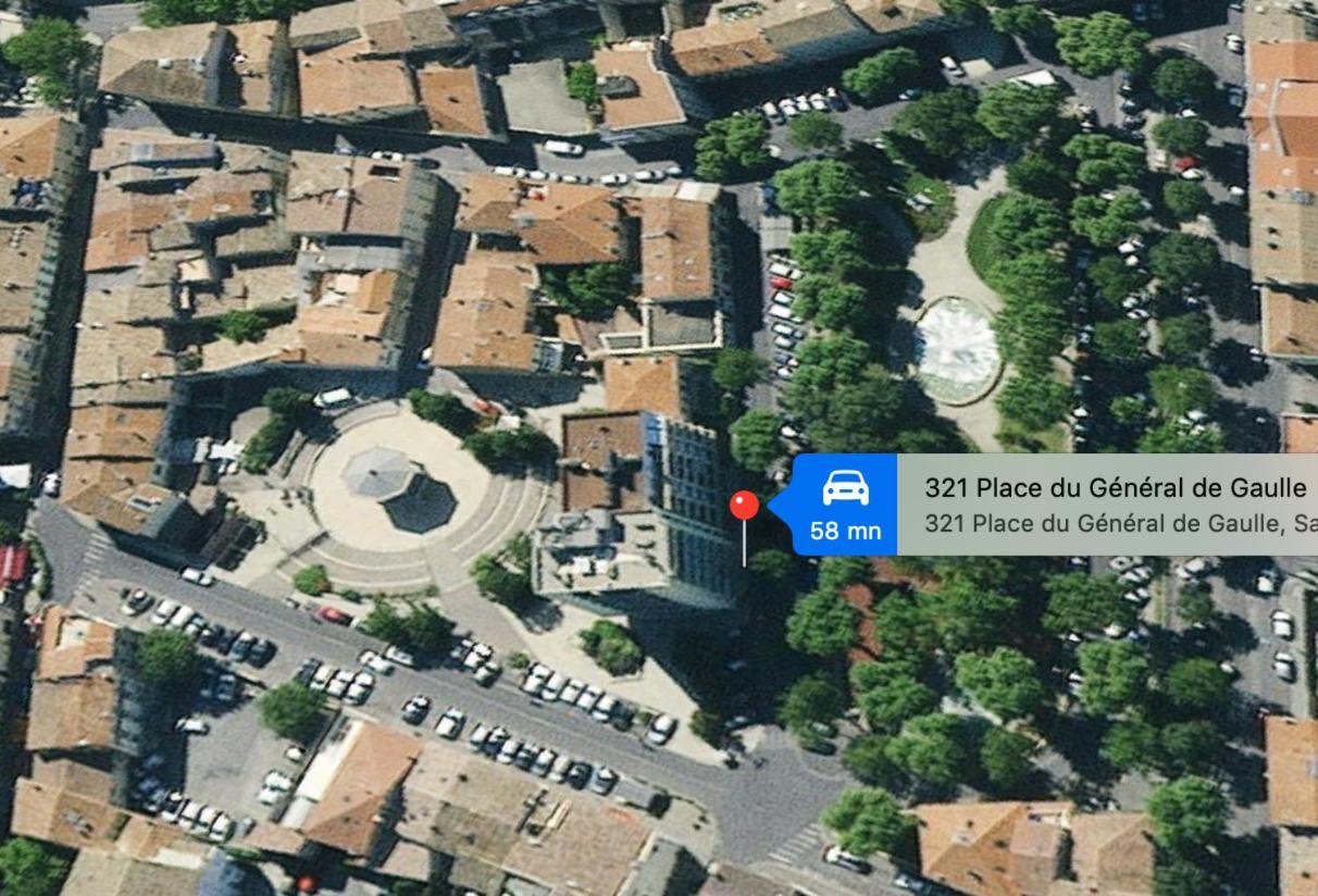 Appartamento Le Panoramique Salonais Esterno foto